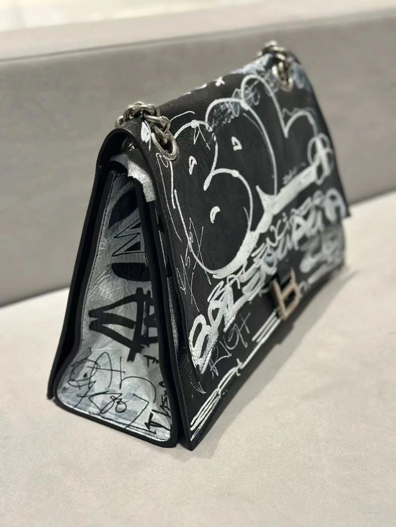 Balenciaga Hand-Painted Black Cracked Sheepskin Graffiti Bag OnTrend 70047