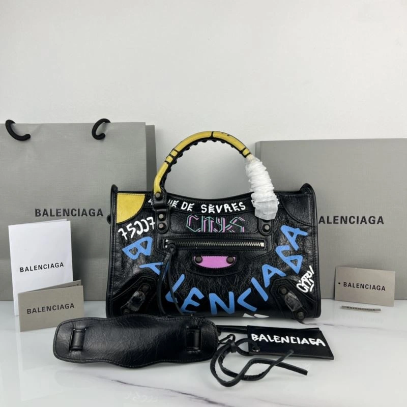 Balenciaga Handmade Graffiti Sheep Leather Bag - 30cm Cute Design Comfortable 78771