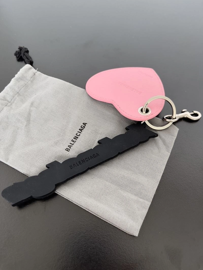 QuickDry Balenciaga Heart Mirror Charm Keychain with Sheepskin Pendant 70131