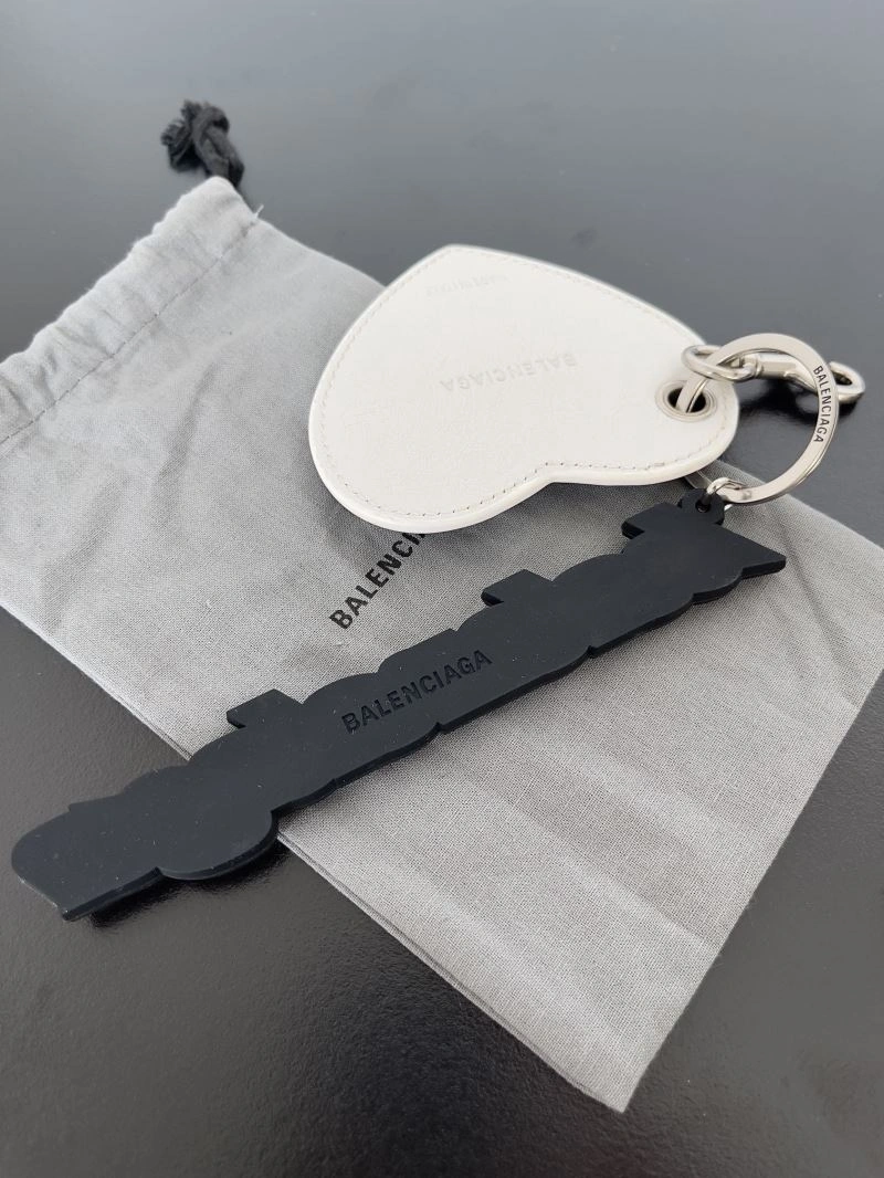 Balenciaga Heart Mirror Keychain with Lambskin Charm Flexible 70129