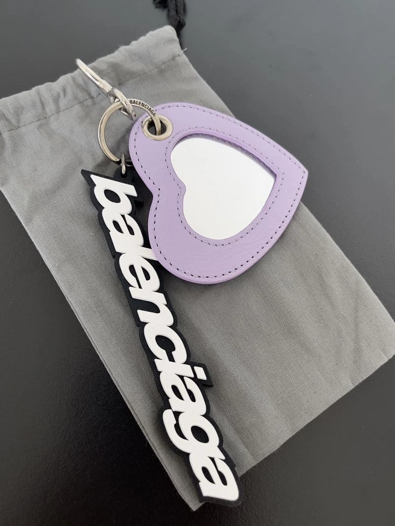 Balenciaga Heart Mirror Keychain with Sheep Leather Charm Efficient 70084