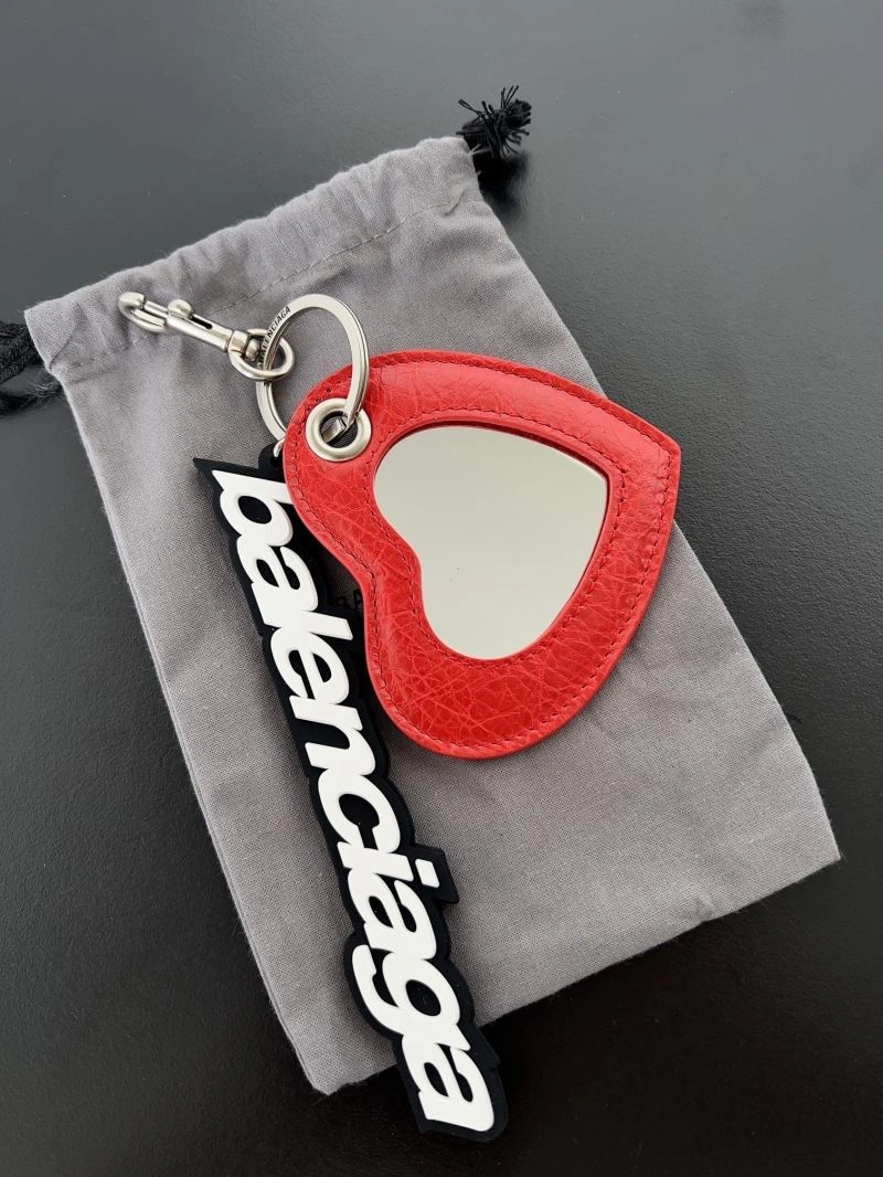 Balenciaga Heart Mirror Keychain with Sheepskin Charm QuickDry 70078