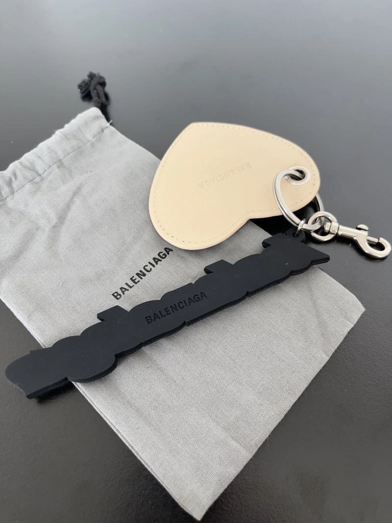 Efficient Balenciaga Heart-Shaped Sheepskin Mirror Keychain Charm 70076