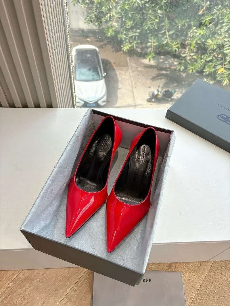 Elegant Balenciaga Heeled Shoes 16812