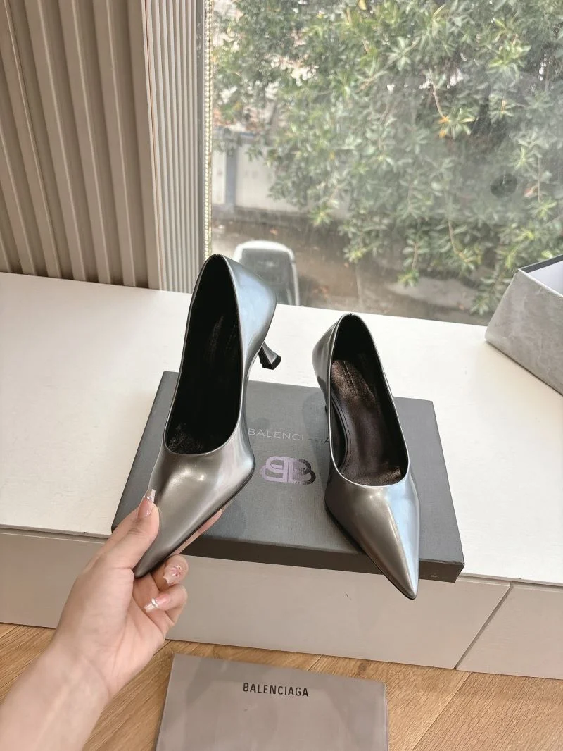 WellDesigned Balenciaga Heeled Shoes 16807