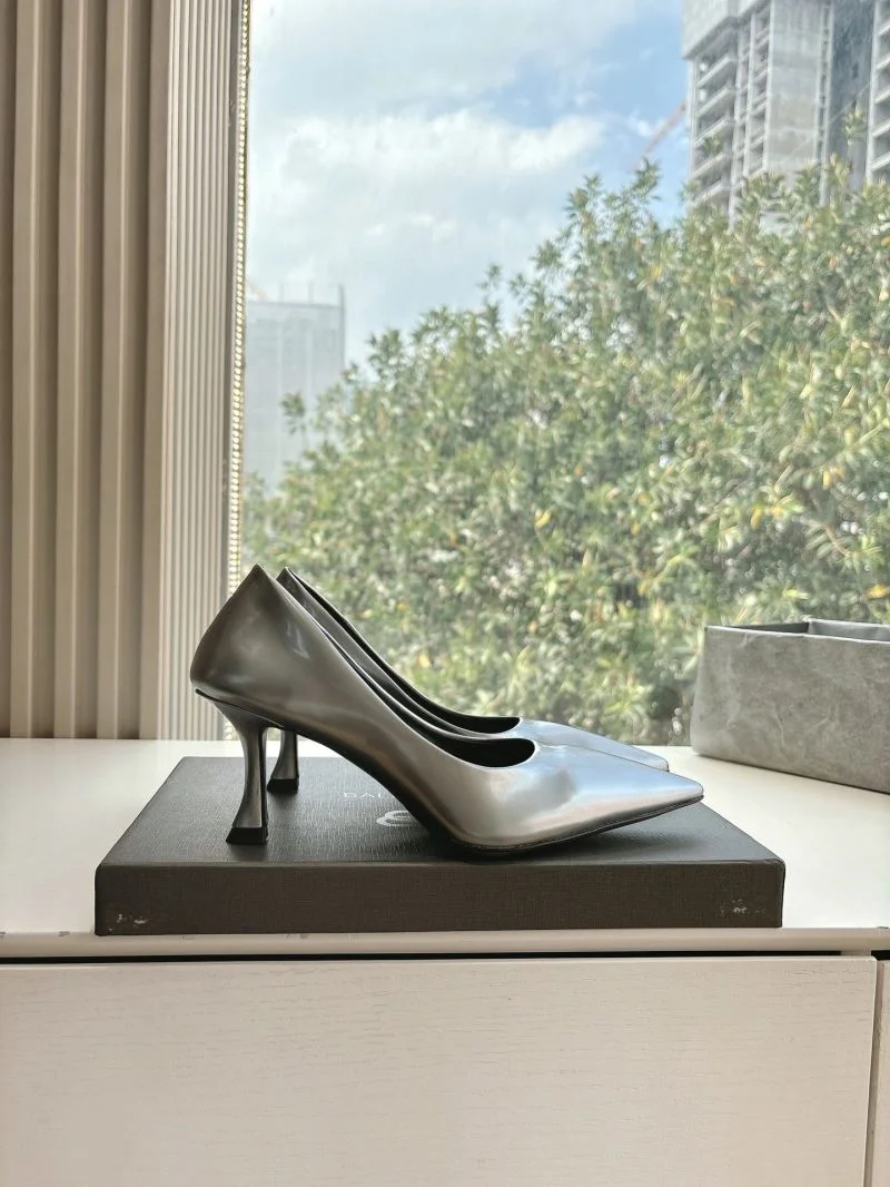 WellDesigned Balenciaga Heeled Shoes 16807