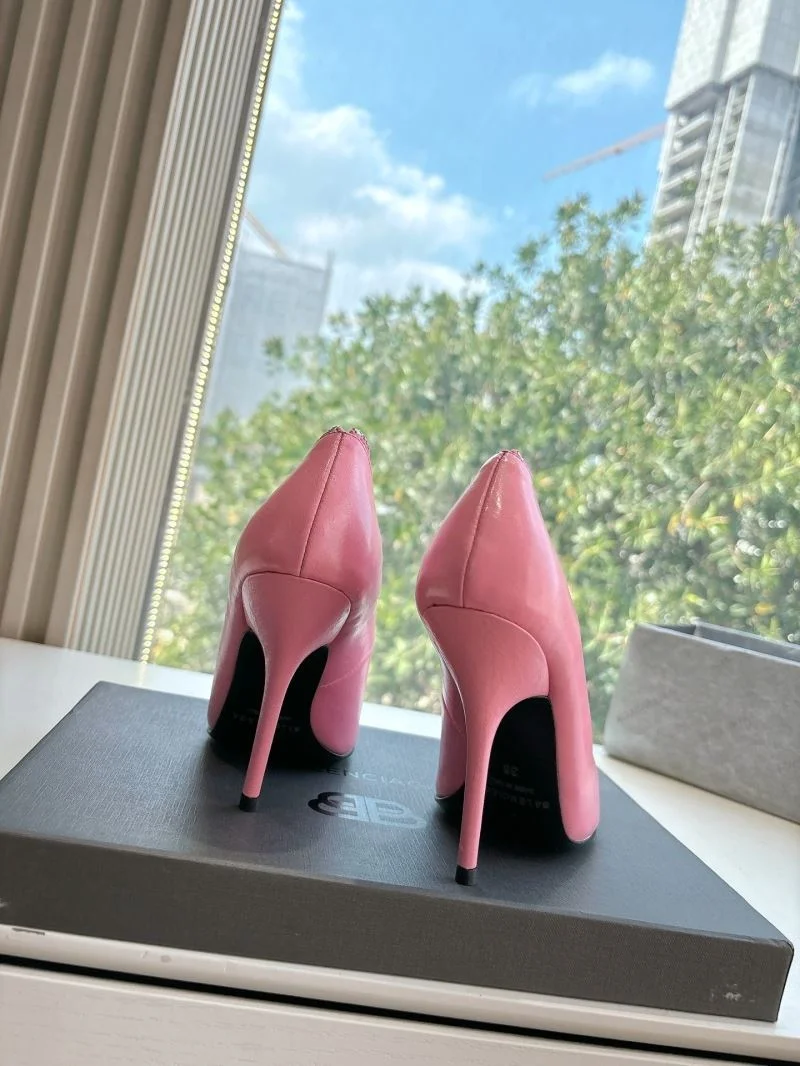 Modern Balenciaga Heeled Shoes 16824
