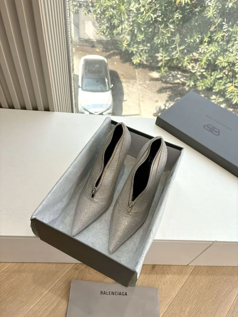Balenciaga Heeled Shoes Minimalist 16816