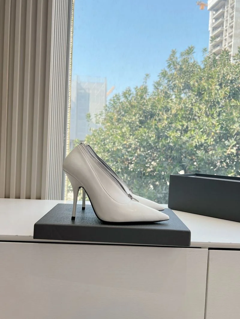 Balenciaga Heeled Shoes MultiPurpose 16805