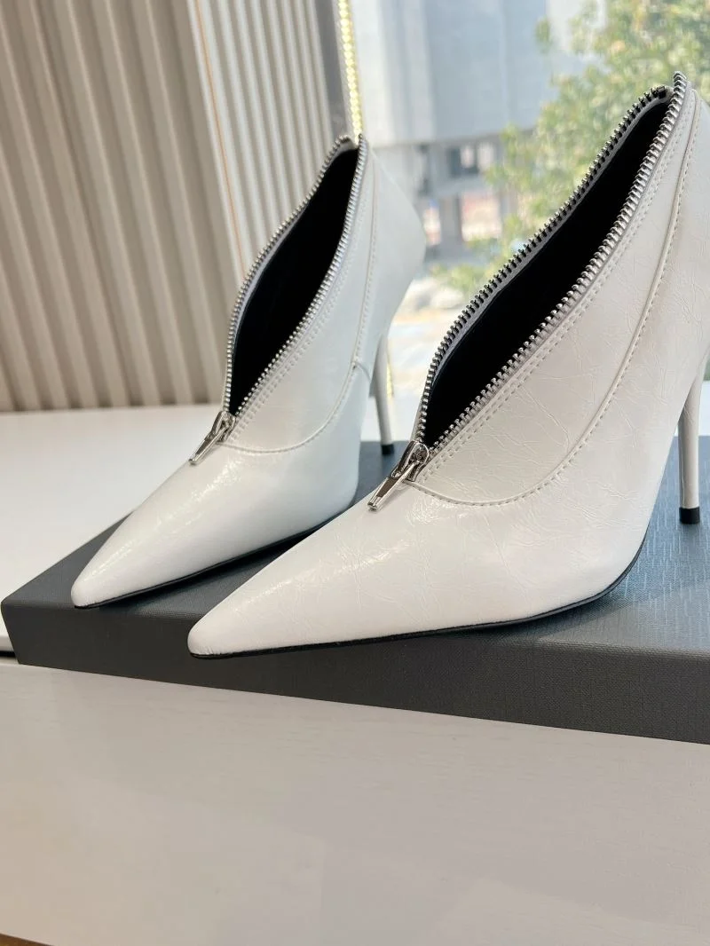 Balenciaga Heeled Shoes MultiPurpose 16805