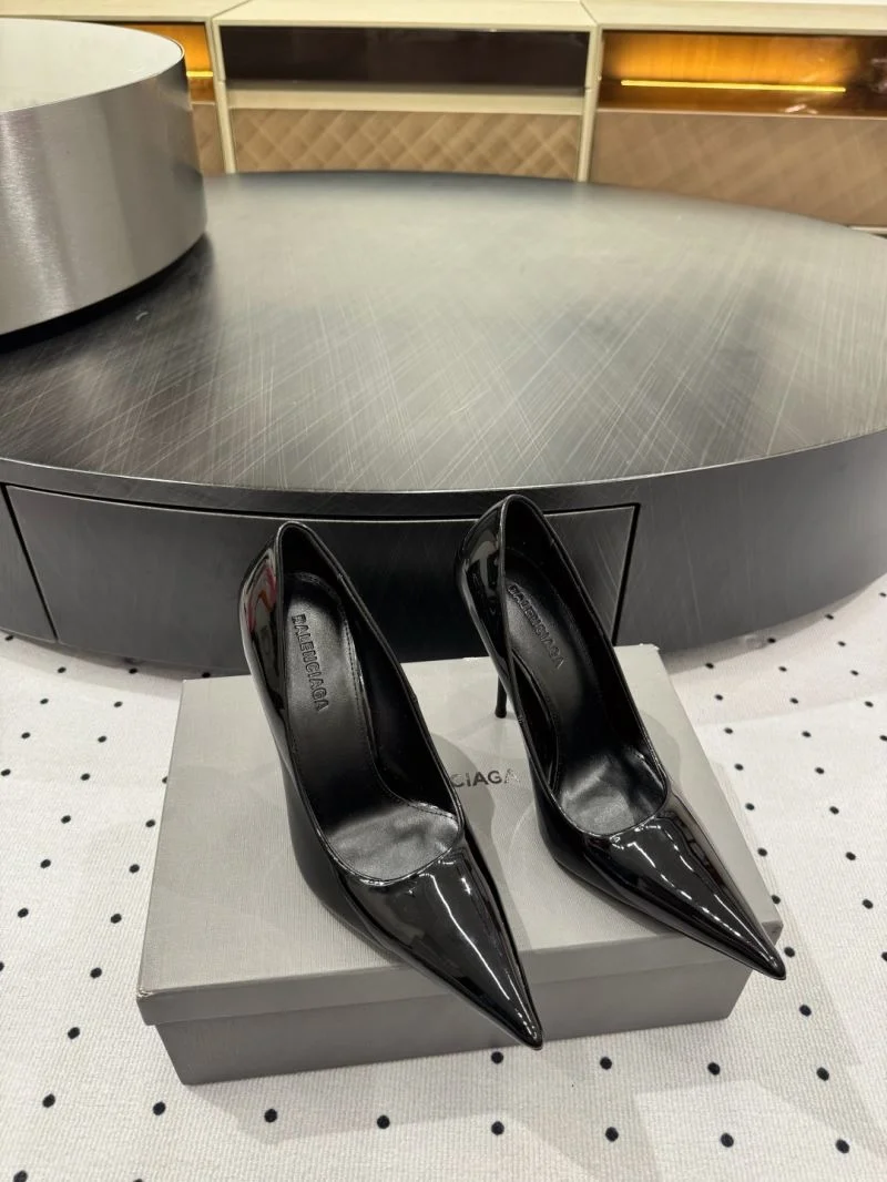 WaterResistant Balenciaga Heeled Shoes 16823