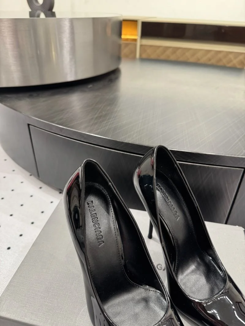 WaterResistant Balenciaga Heeled Shoes 16823