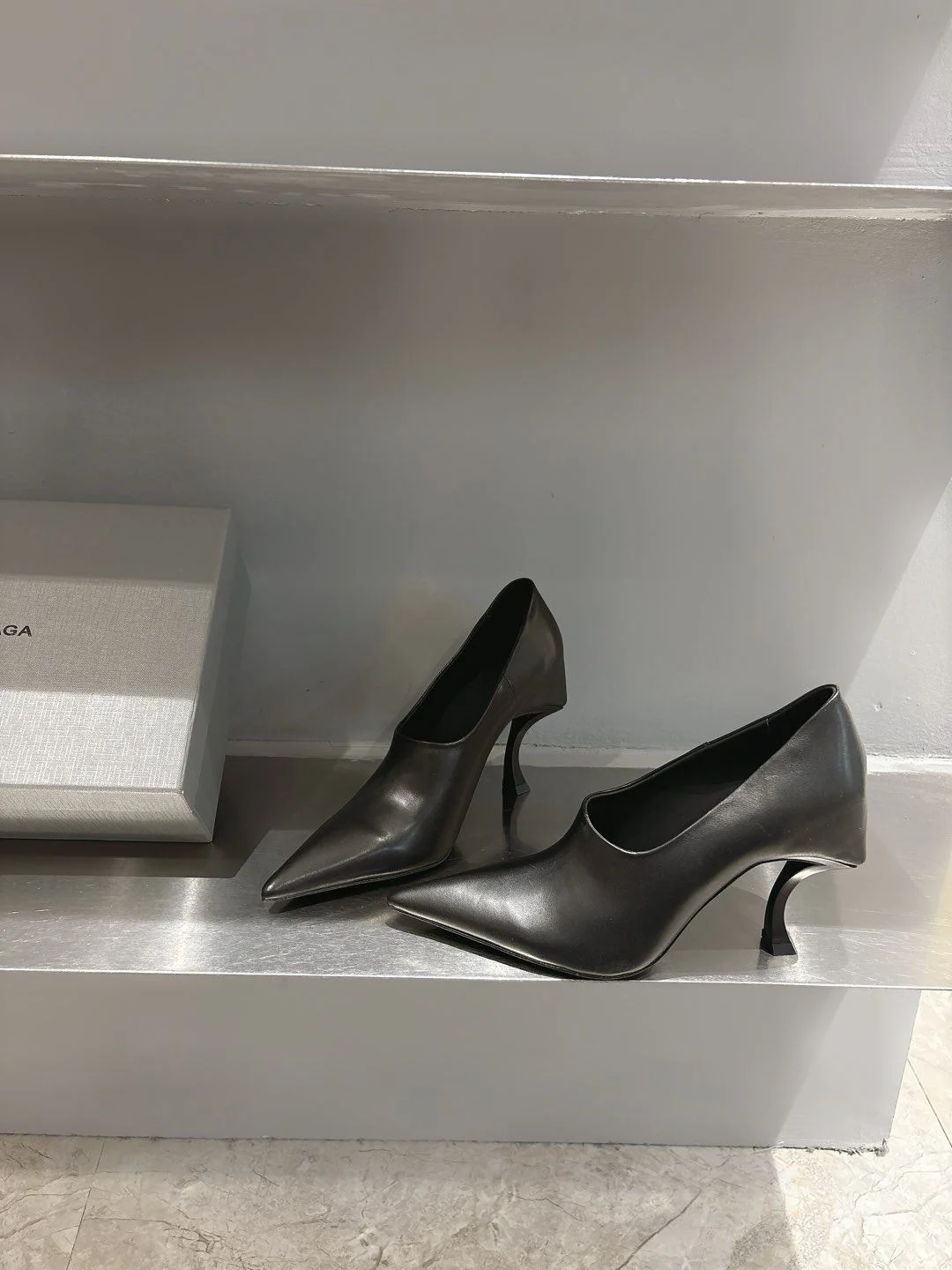 OdorResistant Balenciaga Heeled Shoes 16737