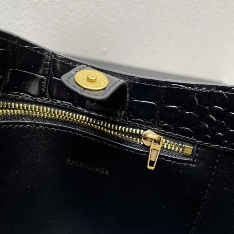 Effortless Balenciaga Hobo Bags 84867