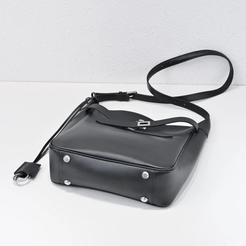 Balenciaga Hobo Bags MoistureWicking 45467