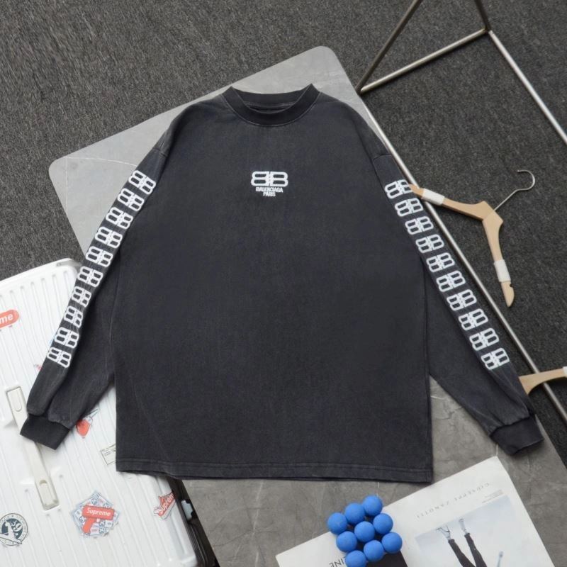 Balenciaga Hoodies Snug 98231