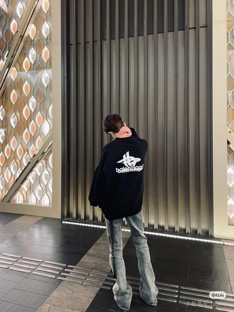 Balenciaga Hoodies Comfortable 98234
