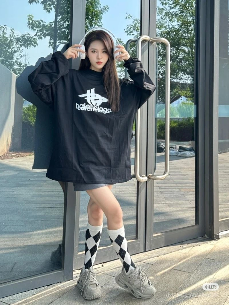 Balenciaga Hoodies Comfortable 98234