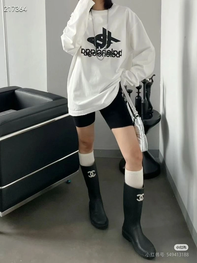 Tailored Balenciaga Hoodies 98235