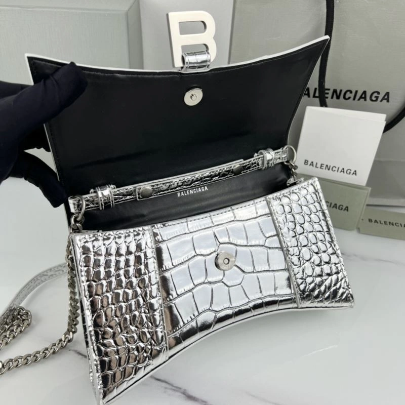 Balenciaga Hourglass Chain Crossbody Bag -  Half-Moon Design Attractive 78638