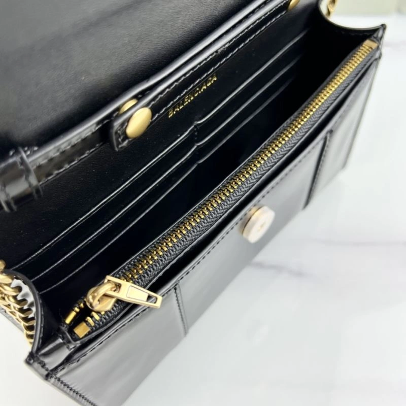 Refined Balenciaga Hourglass Chain Crossbody Bag - Petite B-Shaped Elegance 78645