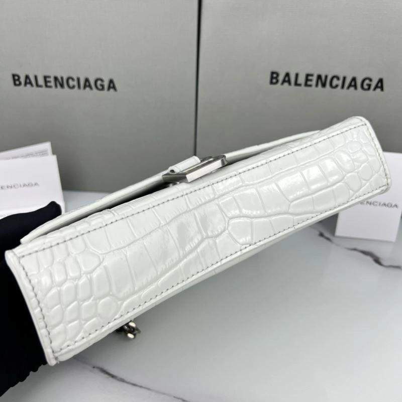 Flexible Balenciaga Hourglass Chain Crossbody Bag - Petite B-Shaped Elegance 78651