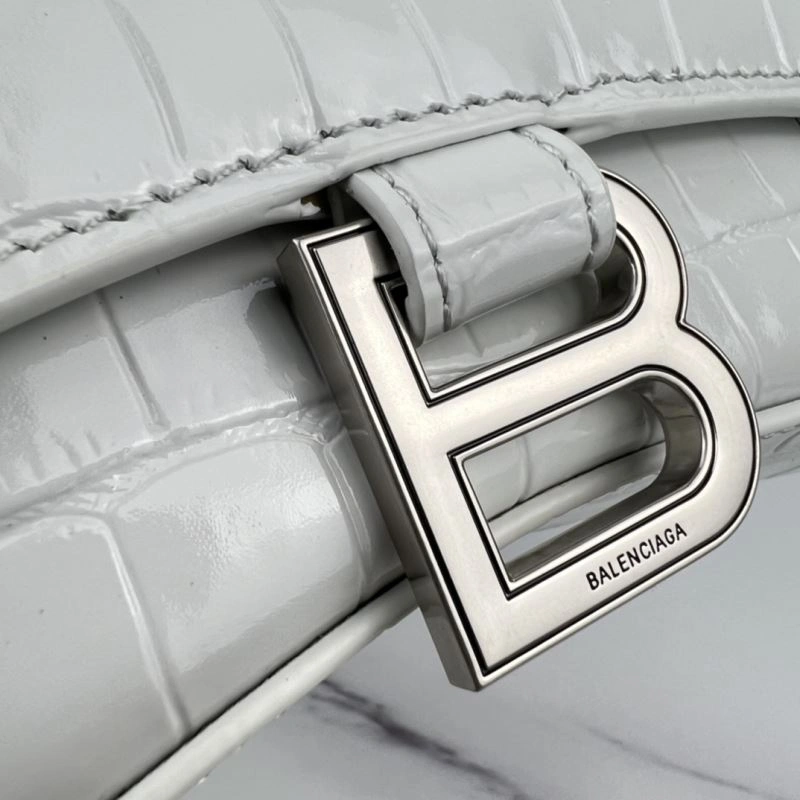 Flexible Balenciaga Hourglass Chain Crossbody Bag - Petite B-Shaped Elegance 78651