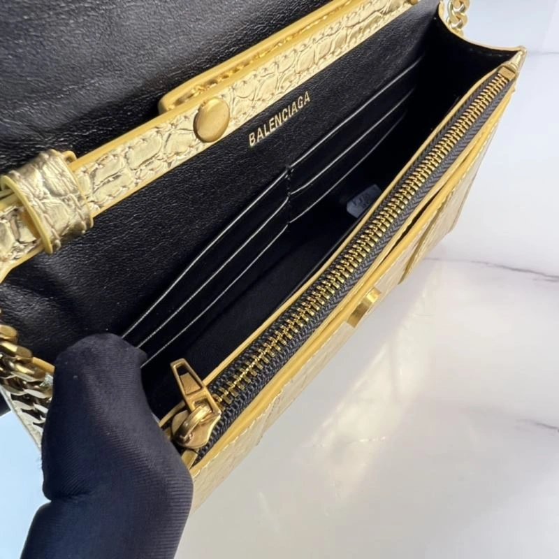 Balenciaga Hourglass Chain Crossbody Bag - Petite Elegance in Cowhide Modern 78658