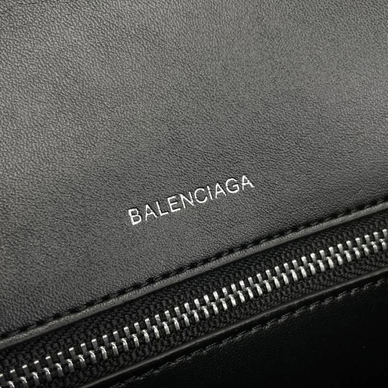 SoftTouch Balenciaga Hourglass Crocodile-Embossed Bag - Style 78756