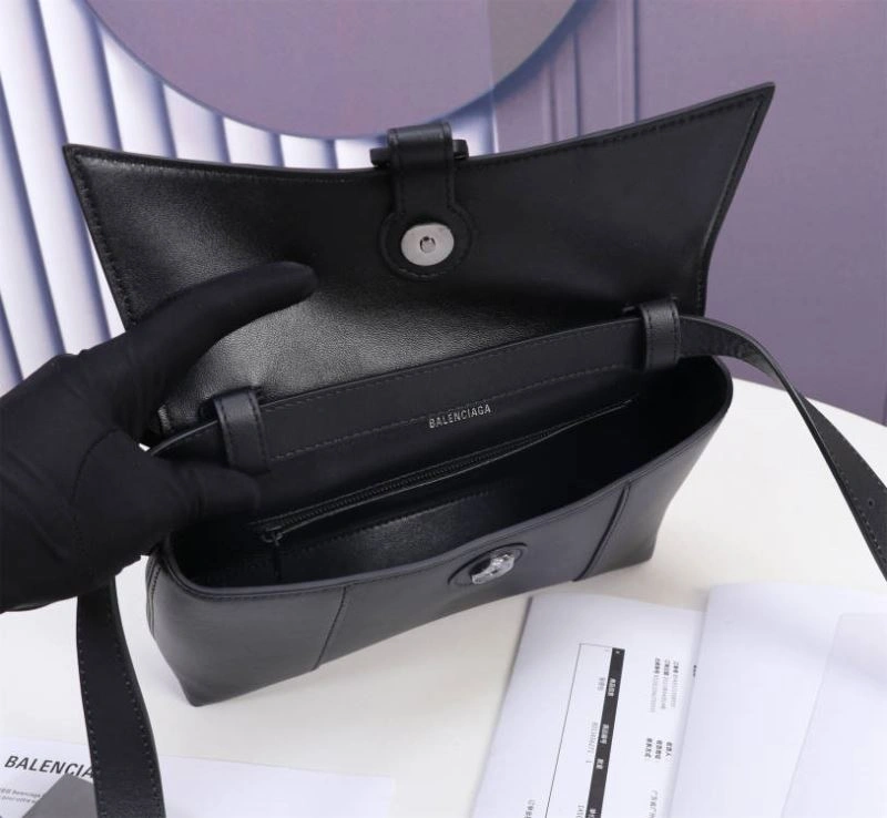 Balenciaga Iconic Hourglass Black Gun Bag with B-Pull Ring - LG-6068xs HighPerformance 75300