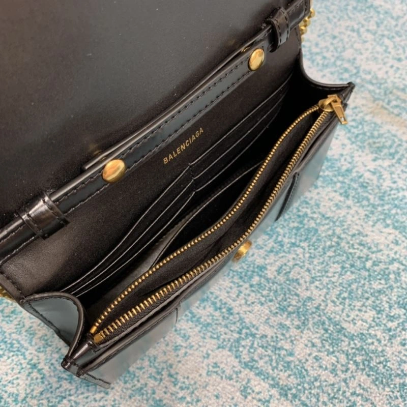 Balenciaga Iconic Hourglass Chain Bag with Gold Buckle Fashionable 72616