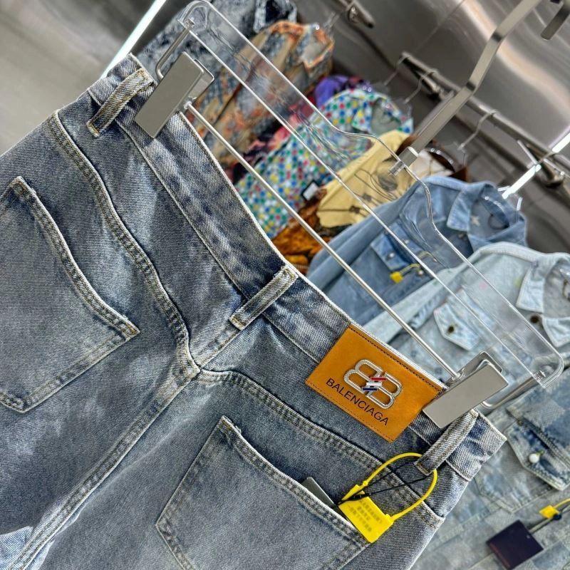 ZipUp Balenciaga Jeans 96548
