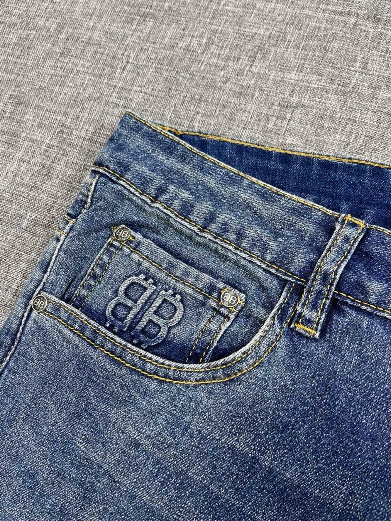 WaterResistant Balenciaga Jeans 96495