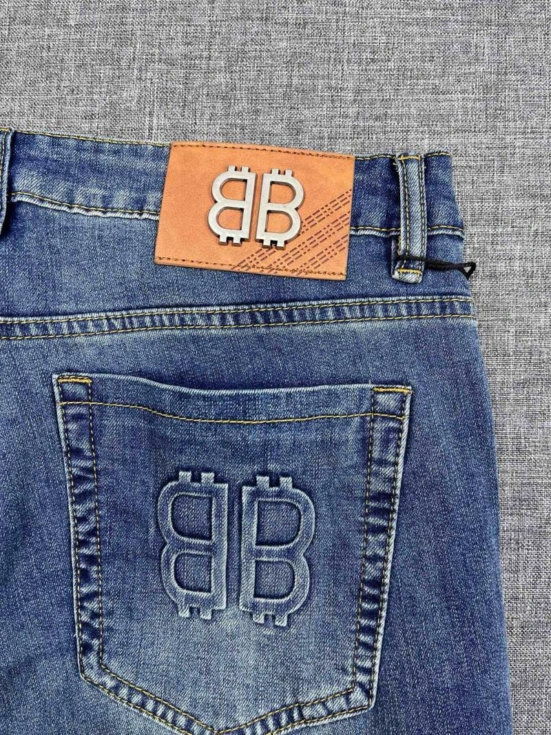 WaterResistant Balenciaga Jeans 96495