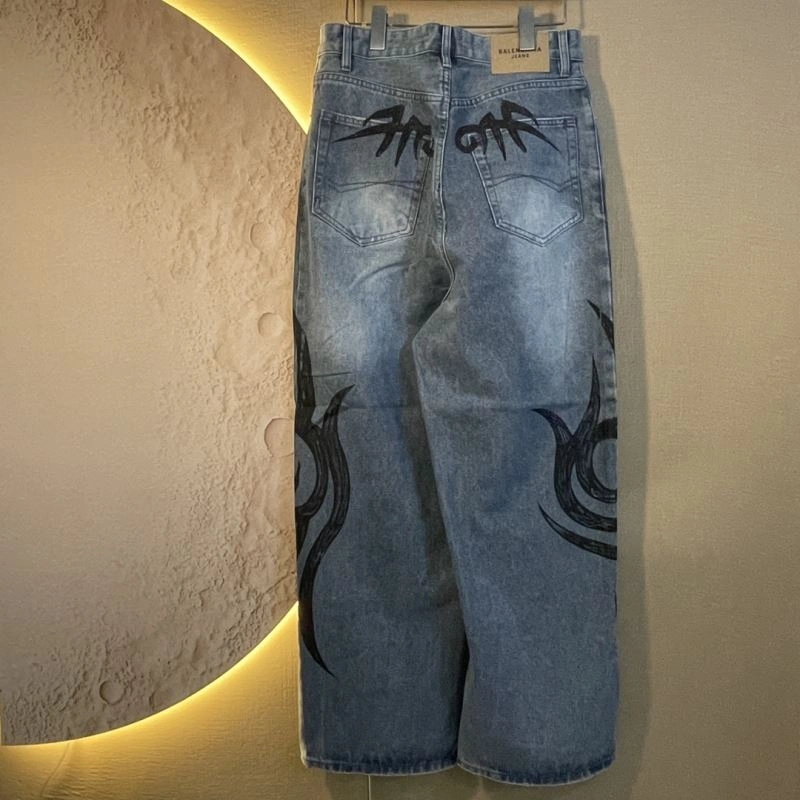 Attractive Balenciaga Jeans 98692