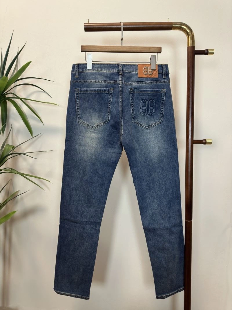 WellDesigned Balenciaga Jeans 97731
