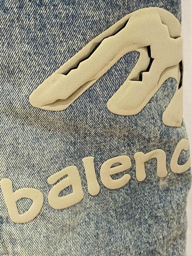 EyeCatching Balenciaga Jeans 97404
