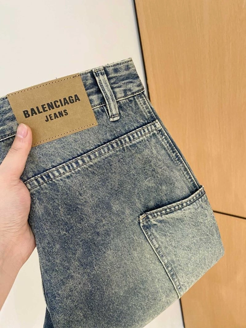EyeCatching Balenciaga Jeans 97404
