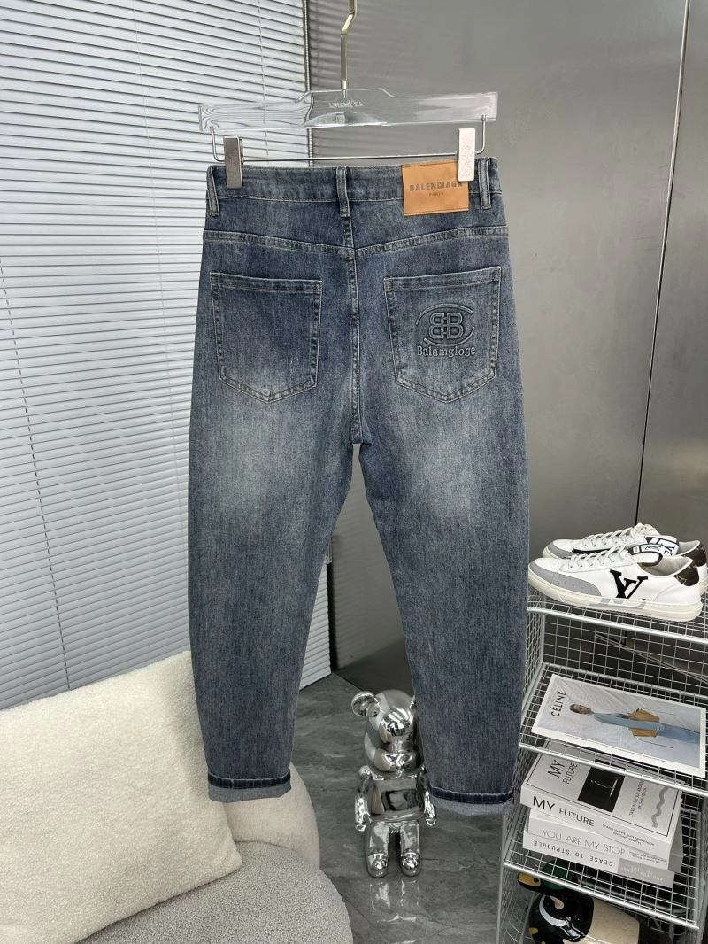 Comfortable Balenciaga Jeans 96864