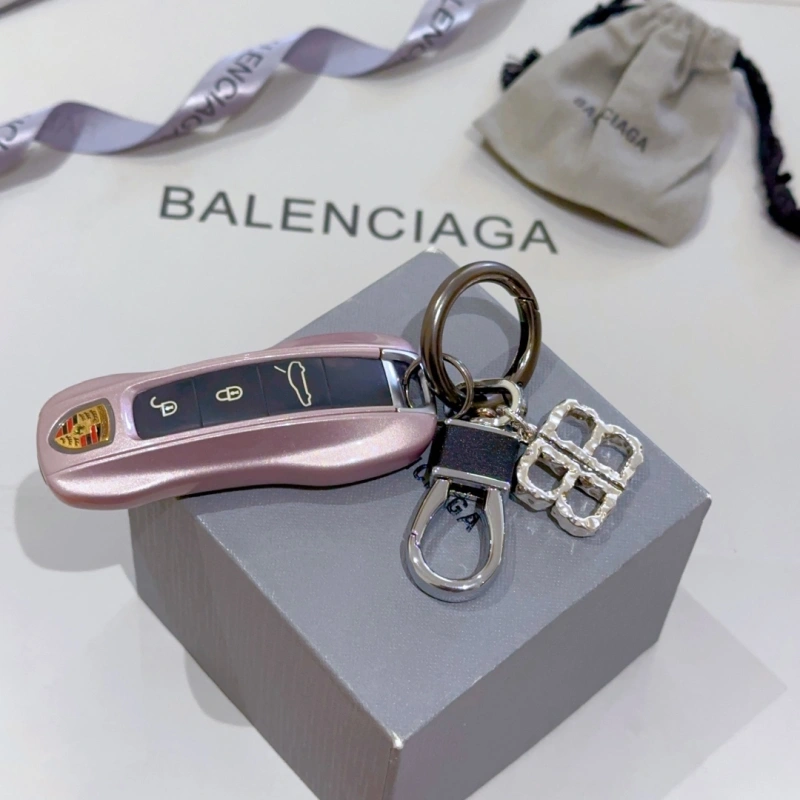 ModernLook Balenciaga Keychains 266666