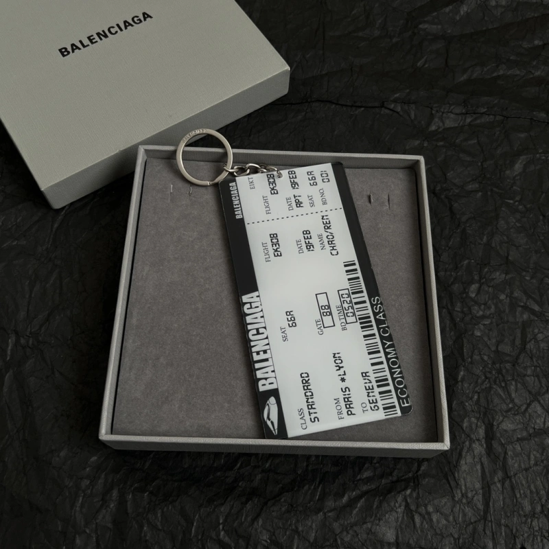 ModernLook Balenciaga Keychains 266622