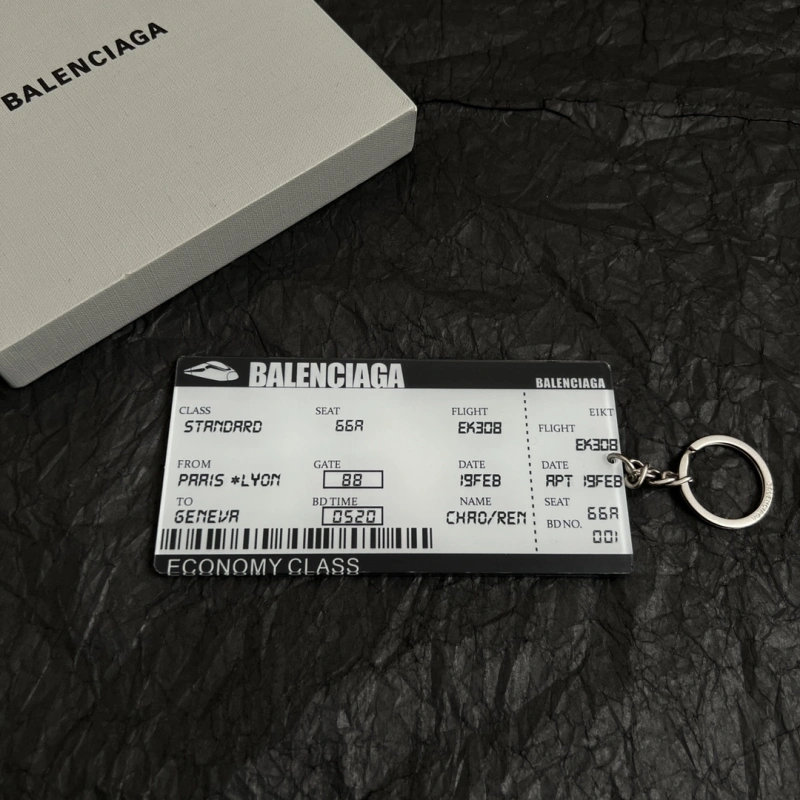 ModernLook Balenciaga Keychains 266622