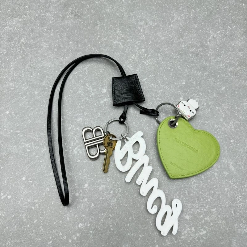 Snug Balenciaga Keys 64360