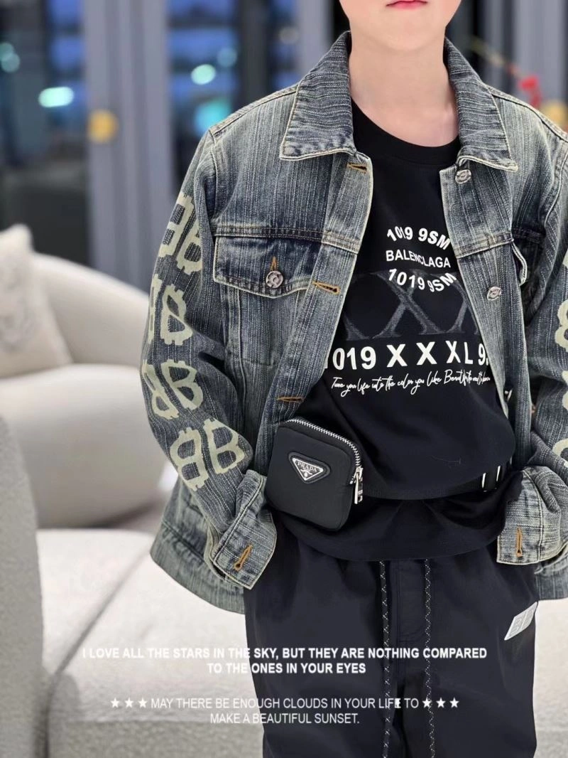 Balenciaga Kids ZipUp 96570