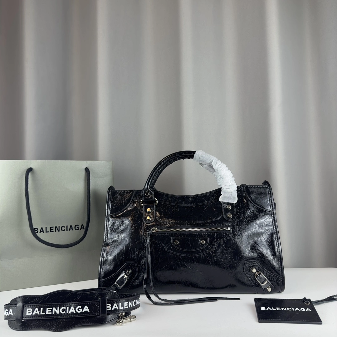 Balenciaga Large Batch 600 Motorcycle Shoulder Bag - Silver Rivet GoodFit 60985