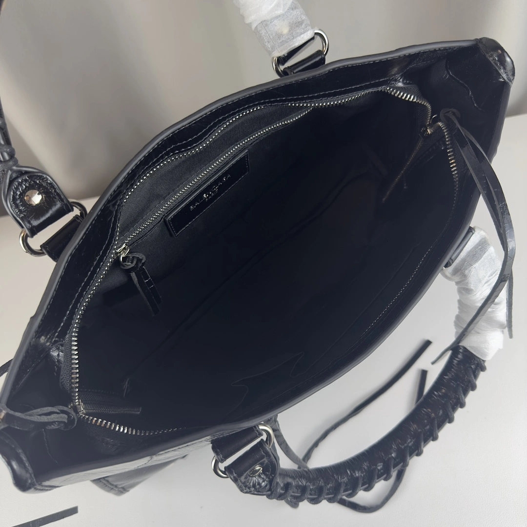 Balenciaga Large Batch 600 Motorcycle Shoulder Bag - Silver Rivet GoodFit 60985