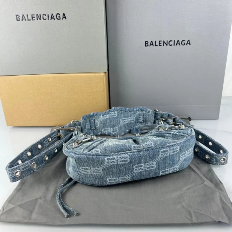 Balenciaga Le Cagole  Denim Half-Moon Bag Elegant 38396