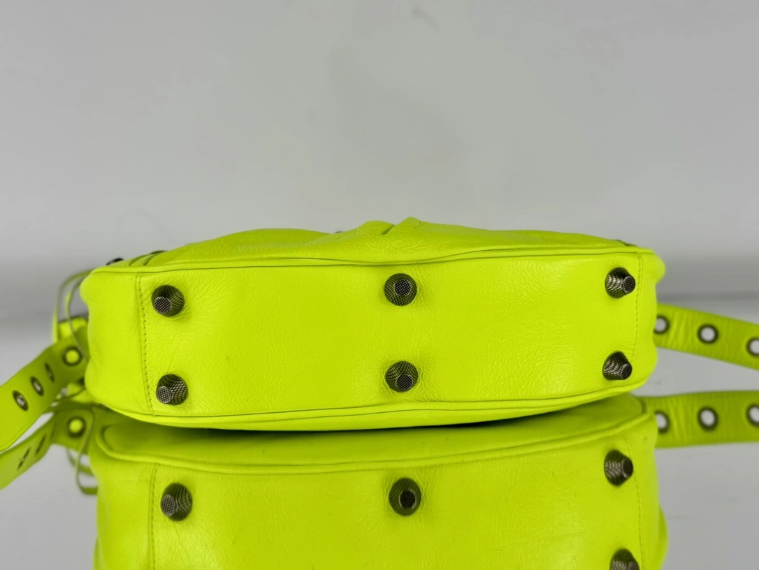Soft Balenciaga Le Cagole Crescent Dumpling Bag in Fluorescent Green 61072