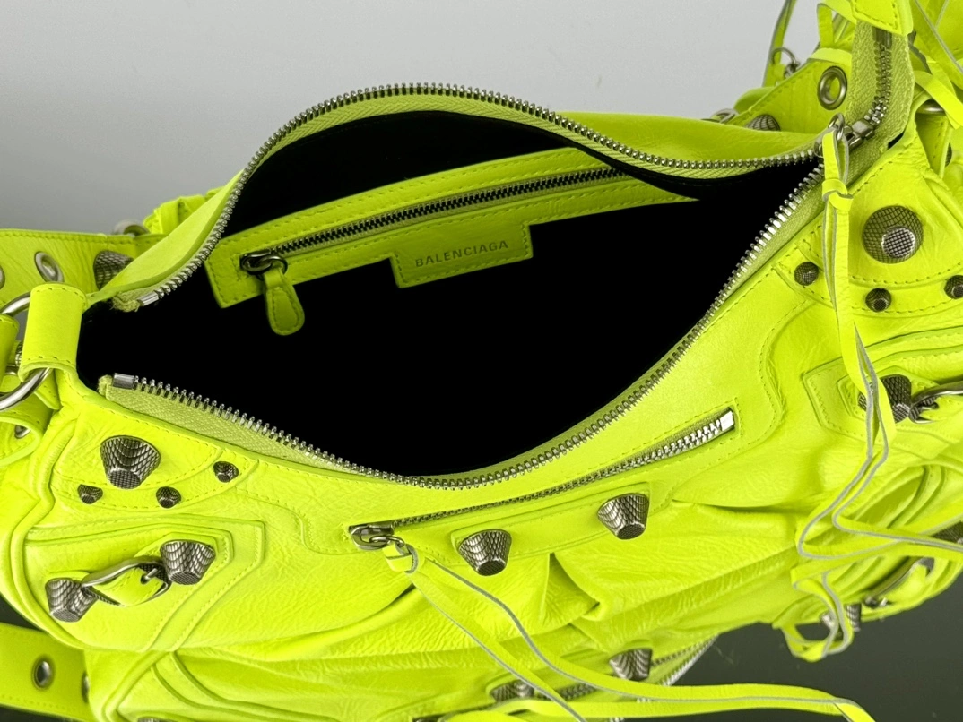Soft Balenciaga Le Cagole Crescent Dumpling Bag in Fluorescent Green 61072