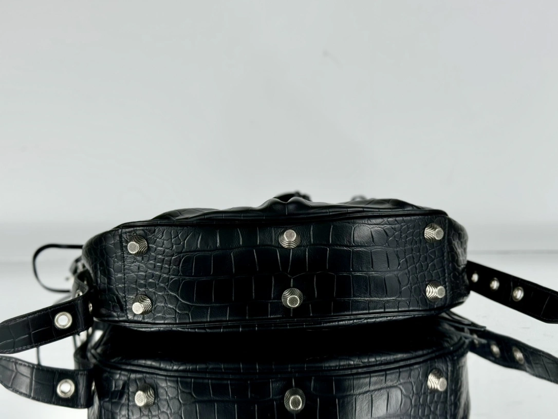 Balenciaga Le Cagole Crocodile-Embossed Half-Moon Bag Bold 61070